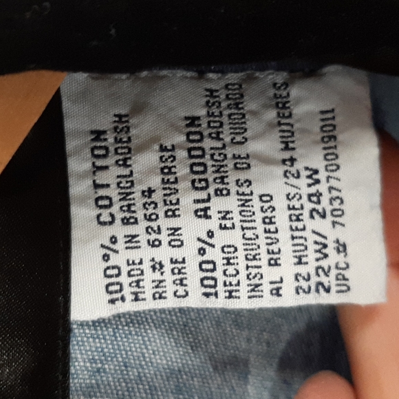 Vintage Bobbie Brooks denim button down top. Size 26W/28W - Picture 10 of 14